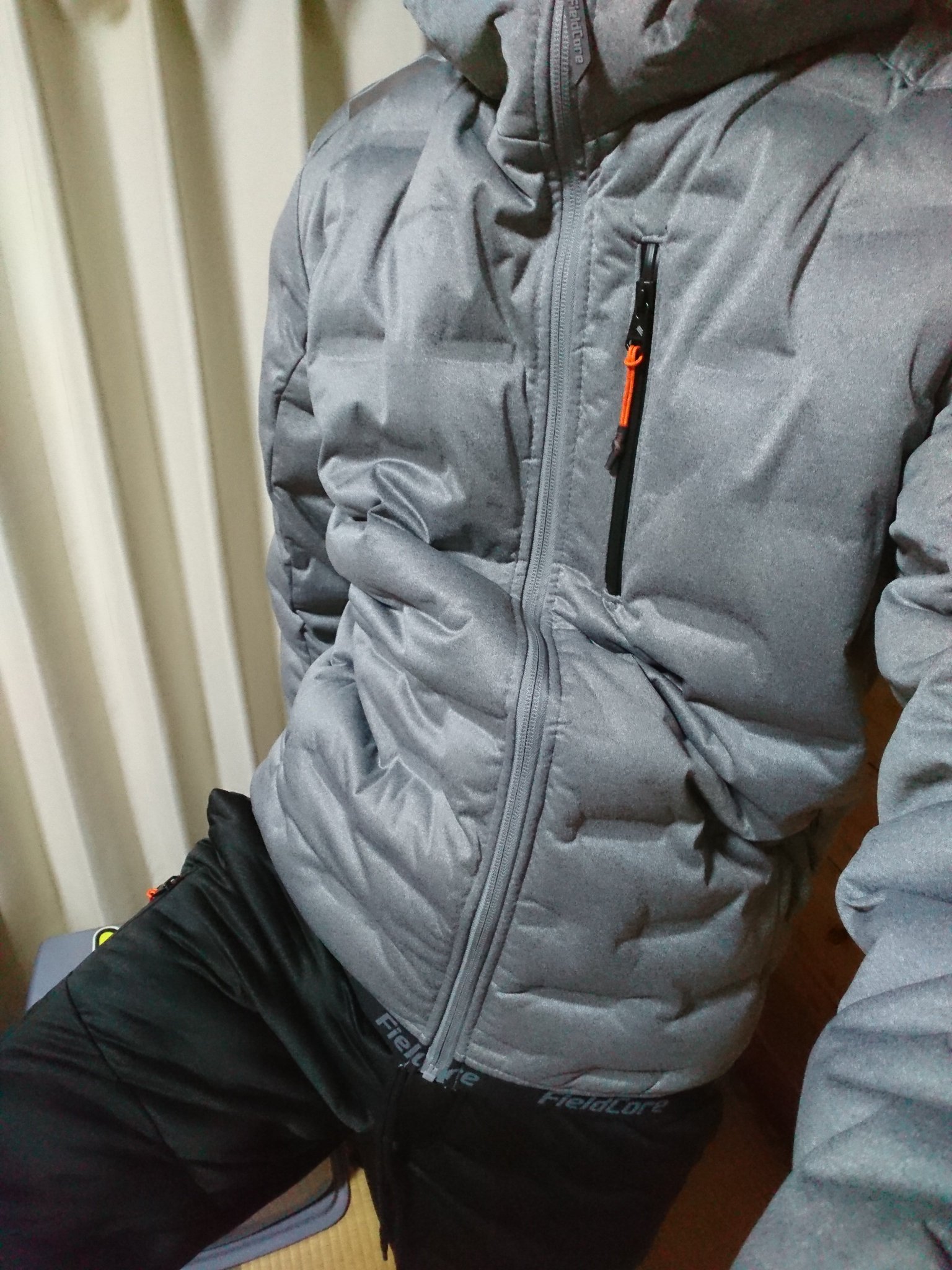 結城 Auf Twitter 次に 着る寝袋 として話題の Fildcore エアロストレッチ アルティメット パーカー パンツ です めちゃ気になってました 思ったより固いんですけど 全然冷気が入ってきません ファスナーは防風防水ですし フードもバタつかない 結城 Auf Twitter 次に 着る寝袋 として話題の Fildcore エアロストレッチ アルティメット パーカー パンツ です めちゃ気になってました 思ったより固いんですけど 全然冷気が入ってきません ファスナーは防風防水ですし フードもバタつかない