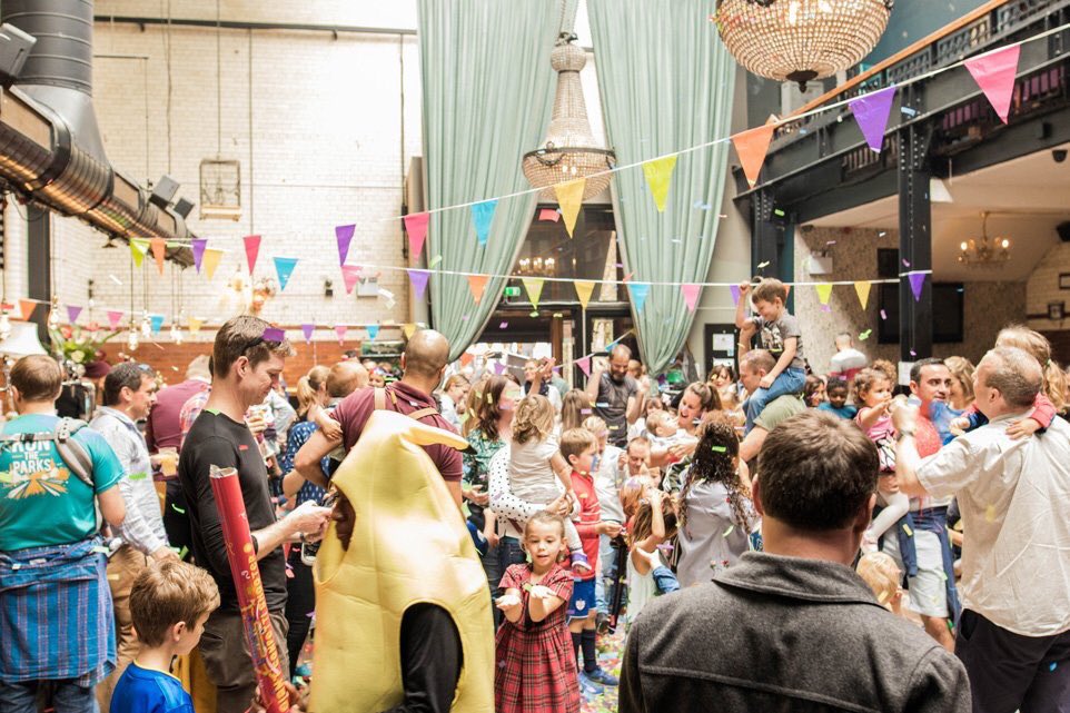 🎡FAMILY FUN AT #TOOTOPIA THIS WEEKEND!🎡

👯‍♀️@UrbanSteppers dance workshops 
🍳@cheekykitchenHQ cookery 
🎪@HealthyTooting play-street
🎉@TinyDancersRave family rave
🥰@TheSelkirkSW17 family day
& lots more! 

Details: tootopia.co.uk/event-listing