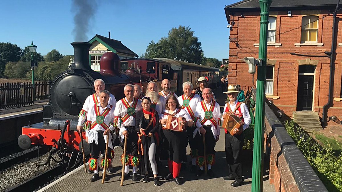 Here we are at North Weald with the beautiful Metropolitan 1 <a href="/eorailway/">Epping Ongar Railway</a>