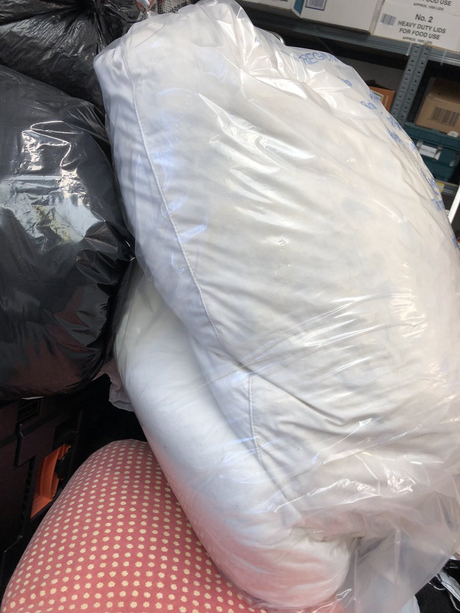 Donated old pillows and winter coats to @HopeForFood1 a fabulous local charity who help families and people on the streets of Bournemouth #hopeforfood #charity #donate #lovebournemouth #dorset #dorsetcharity #homelesscharity