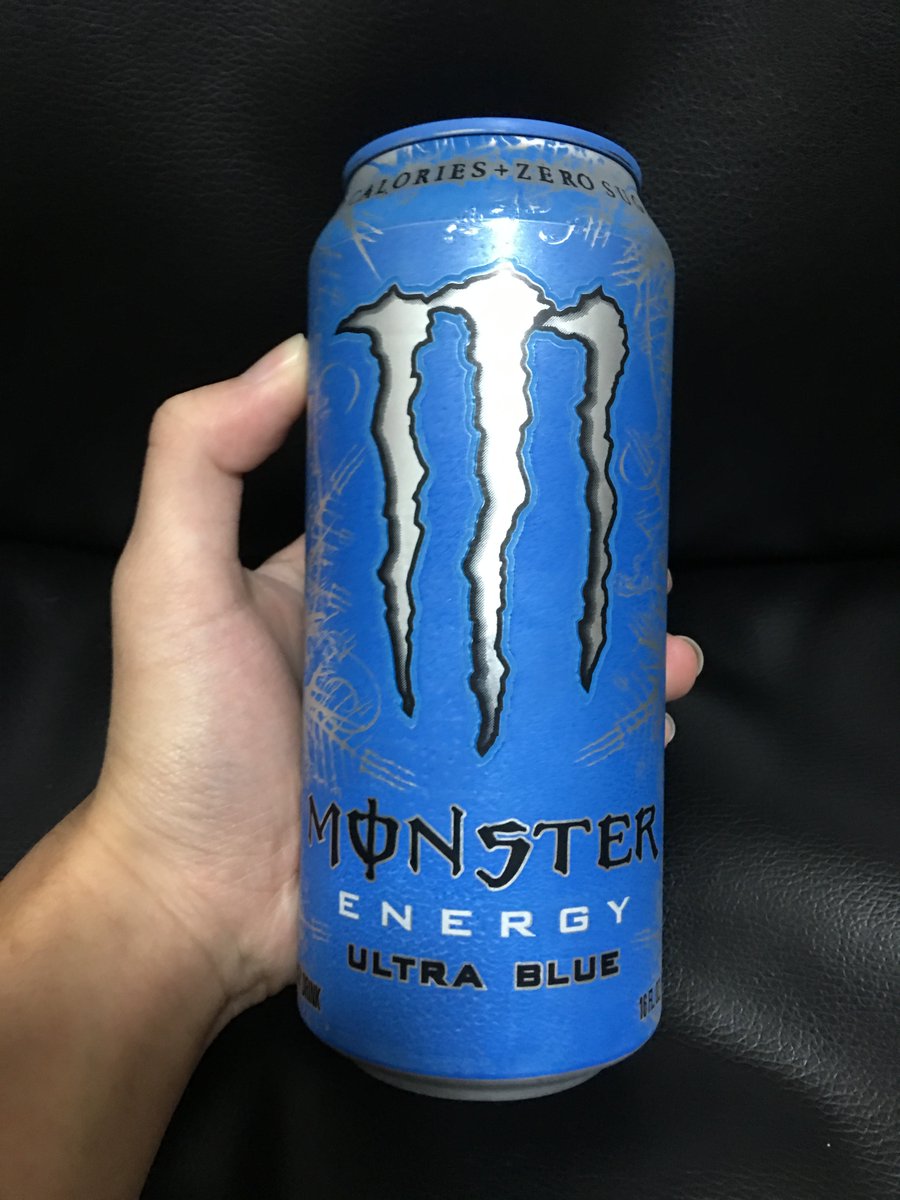 MONSTER ENERGY ULTRA BLUE を キ メ る.酸 っ ぱ い ド ク ペ み た い な 味 だ. 