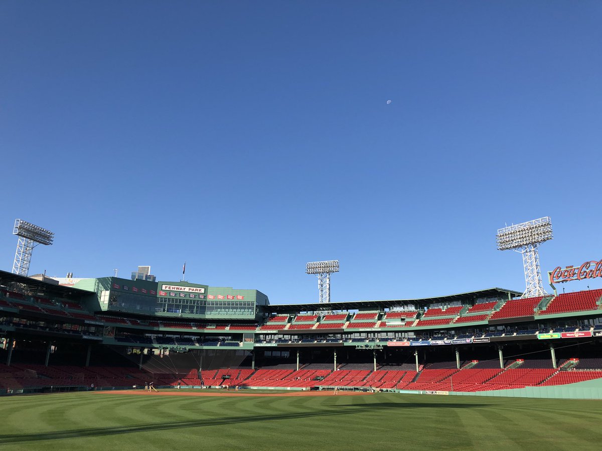 NASA's Lunar Reconnaissance Orbiter tweet media