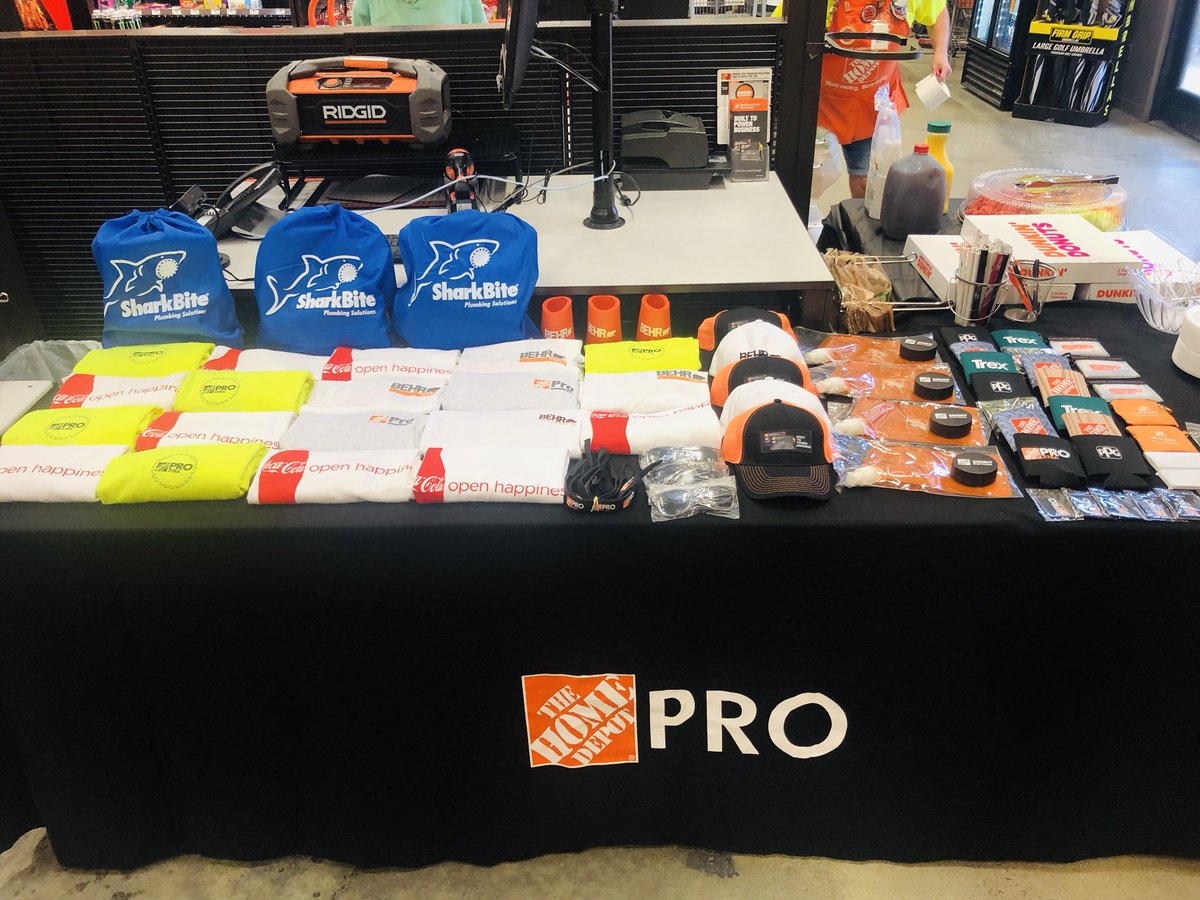 NikkishaRussell's tweet photo. 0110 celebrate our Pros for 2 days, we have  breakfast of champions and a lot of give-a-ways all set and ready for our Pros! @smplydriven @Kmgayle @RichieOASM_0110 @DCarasquero @HomeDepot110 @anewmanhd110 @CarltonGarret11 @QueenB87200596 @mlindsey1223 @elisiatumHD @AMCTHD https://t.co/DDVgjFJB4P