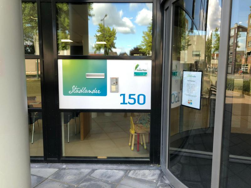 Bordje hangt! Trotse nieuwe Groene Pluim-houder Stadlander. #duurzaam #stadlander #degroenepluim