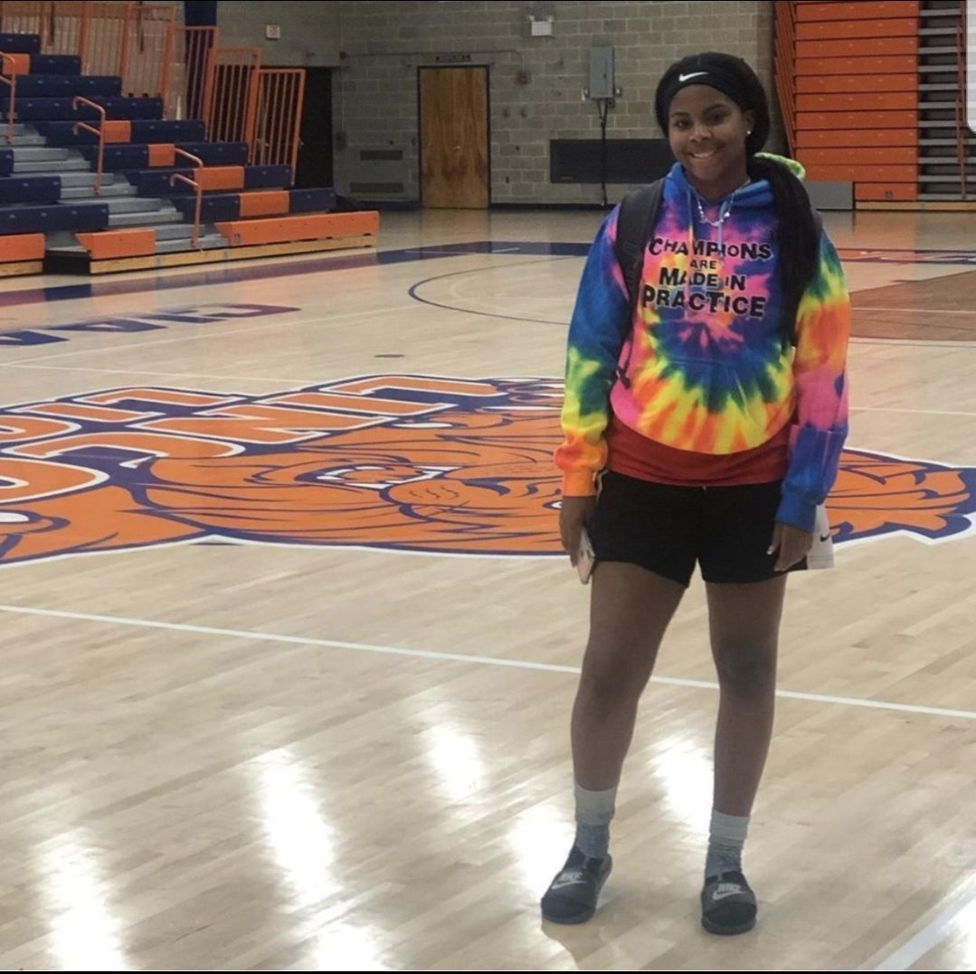 NewJerseySparks's tweet photo. 5'8" 2020 G Shani Gerald had an unofficial visit at Lincoln University last weekend. @Worldexpbball @shanigerald1 @NewJerseySparks @scgirlshoops @NYGHoops @BrandonClayPSB @shane_njsparks @Coachkgnjsparks @Shaybadd002 @CoachTYwhs @Coachqcarter28 @coachBH_23 @GthingBBall https://t.co/v9VxpLJFlU