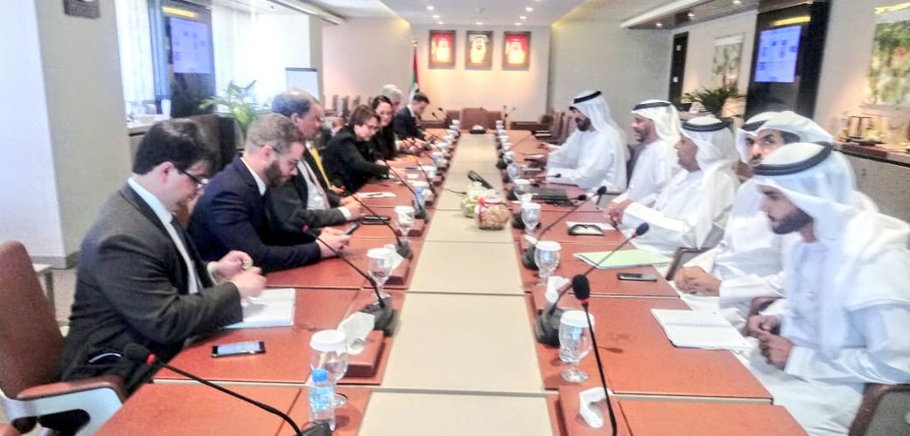 TerezaCrisMS's tweet photo. Bom dia! Última etapa da missão ao Oriente Médio: Emirados Árabes. Em Abu Dhabi, estive com o Saeed Al Almeri, diretor-geral da Agência de Agricultura e Segurança Alimentar. Falamos sobre oportunidades de parcerias em projetos agrícolas e de infraestrutura. https://t.co/PwmntKJO4c