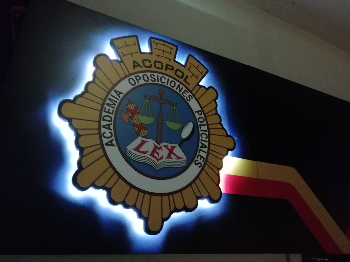 artyvinilo's tweet photo. Renovamos la imagen de #ACOPOLÁvila

Rótulos en bandeja dibond 4 mm plegada con letras y emblema corpóreos al frente y retroiluminación LED.

Gracias por confiar en nosotros @acopolacademia

#academia #ávila #policianacional #opositores #Restyling #rotulación #vinilo #academy https://t.co/rbFyHd8R8Q