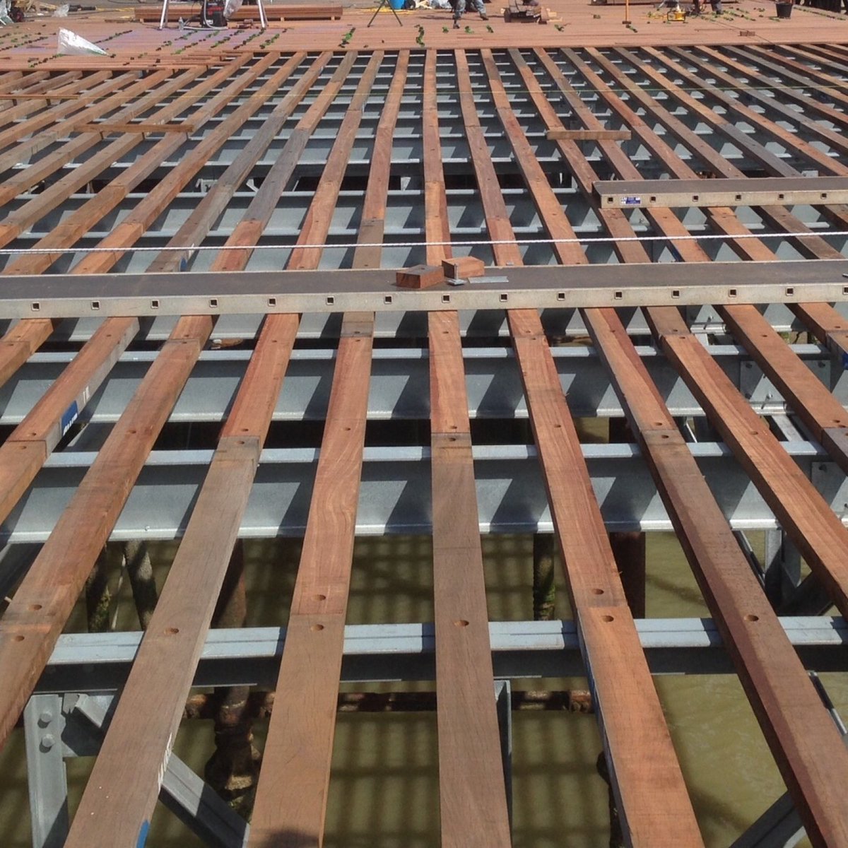 Ecochoice_UK's tweet image. It&apos;s distinctive red colour, strength and durability are some of the reasons why Ekki timber should be considered for upcoming projects &amp;gt;&amp;gt; #ekkitimber #timberprojects 
ecochoice.co.uk/news/blog/item…