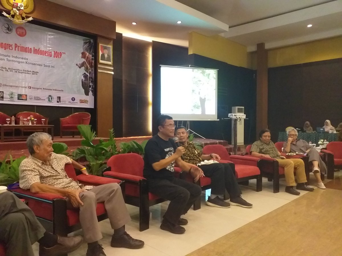 IUCN Gibbon SSA (@iucn_gibbon) on Twitter photo Discussion about Indonesian primate conservation with some of the senior pioneers of primate research in Indonesia <a href="/KongresPrimata/">Kongres Primata Indonesia</a> #kongresprimata2019 Discussion about Indonesian primate conservation with some of the senior pioneers of primate research in Indonesia <a href="/KongresPrimata/">Kongres Primata Indonesia</a> #kongresprimata2019