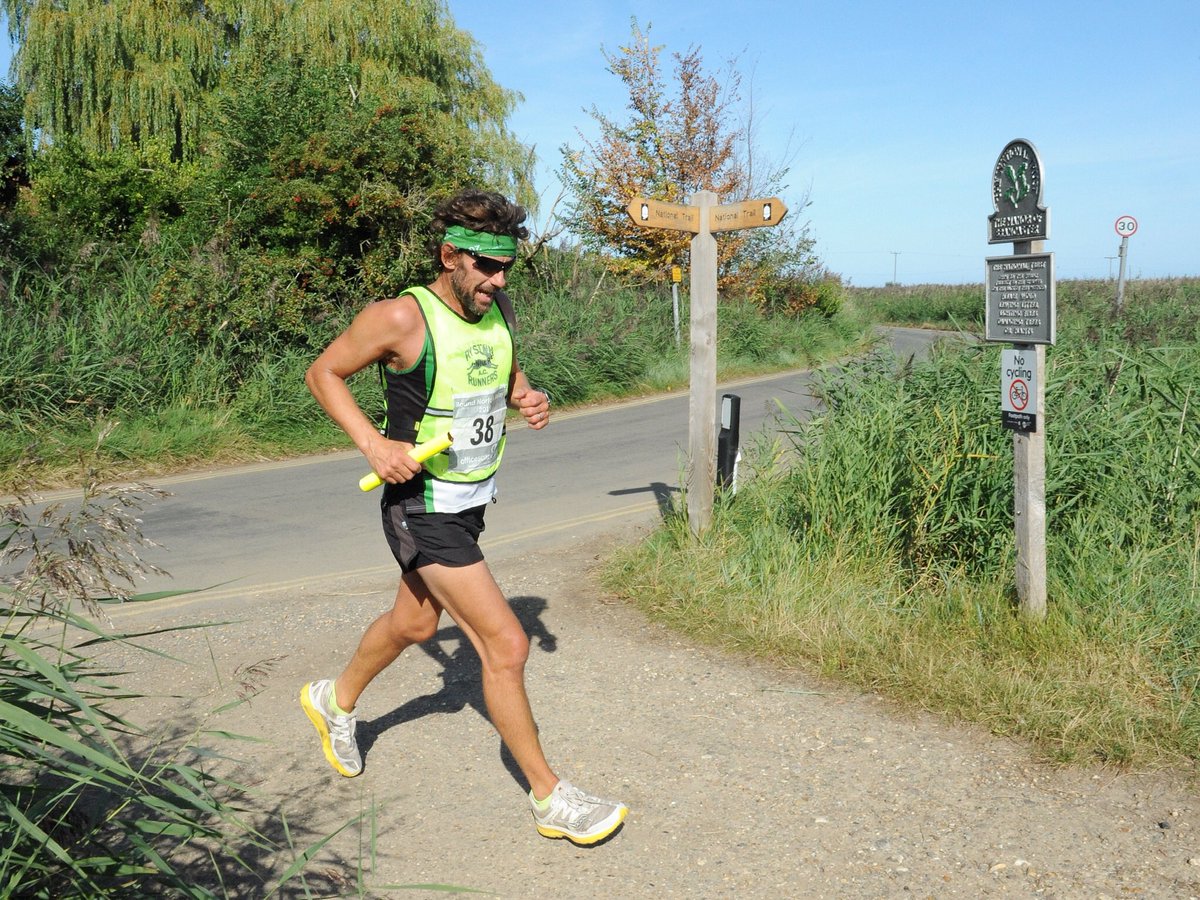 norfolk_relay's tweet photo. Nice Round Norfolk Relay write-up in Town &amp; Around. Pic by Tim Smith https://t.co/P05OECwzz1 @athletics_norf @Officescapellp @edpsport @BBCNorfolk @RystonRunners https://t.co/RdFEVvKtNJ