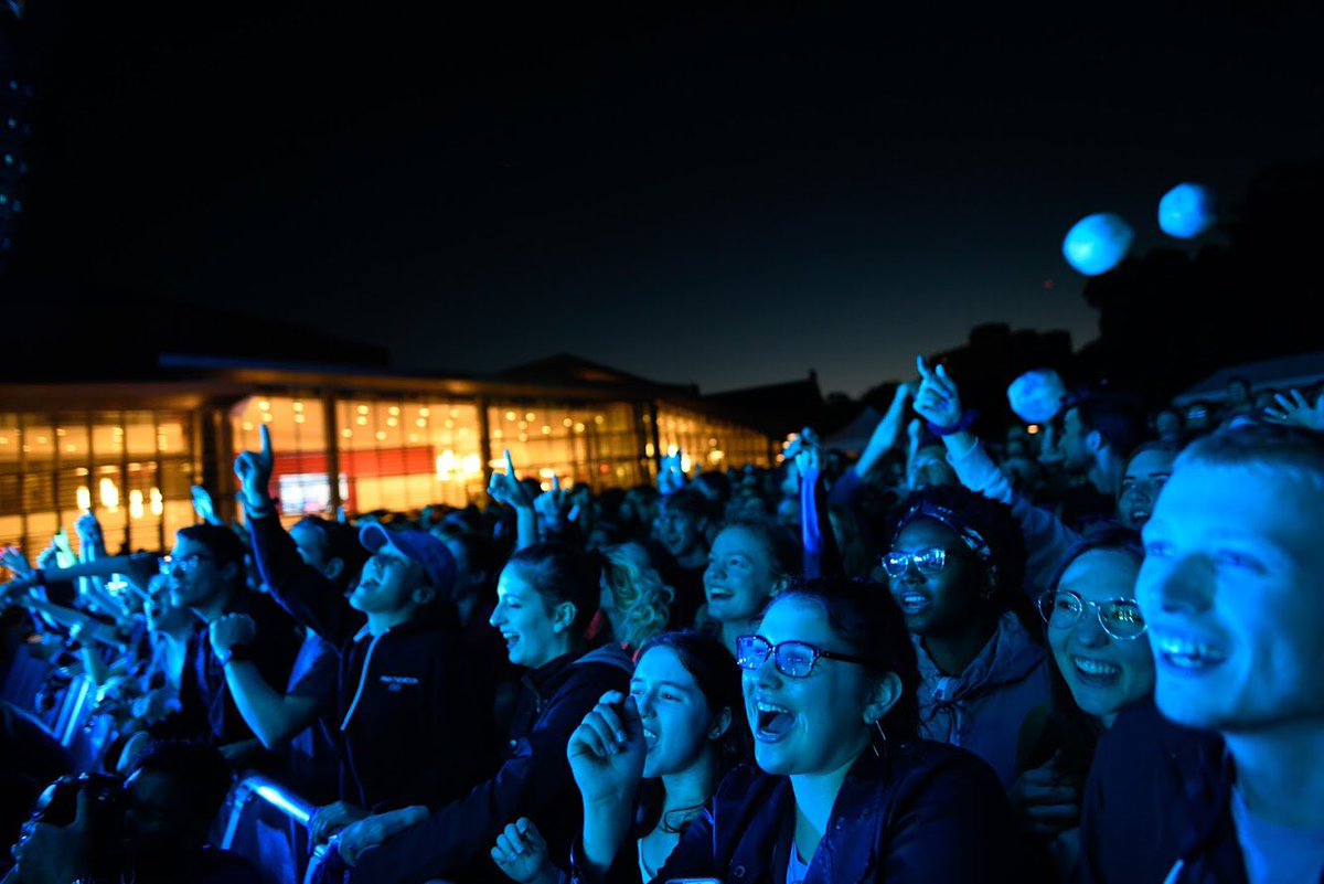 NCStateUAB's tweet photo. ๐ฃ ITโS CONCERT DAY! We loved having you at WolfStock last semester, & canโt wait to see you at #PackHOWL with @TPAIN TONIGHT AT REYNOLDS 6PM!โก๏ธ๐ซ๐ Tickets: https://t.co/JAMgzrMXDB and https://t.co/6aP1M11fOe (non-students) https://t.co/0uosBgXgQI