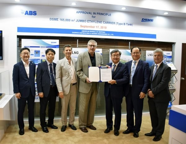 HELLENICSHIP's tweet photo. ABS Grants #AIP for the World’s Largest #Ethane/ #Ethylene Carrier #vessels #shipbuilding #gasshipping #shipping
https://t.co/xf9w46CuAS https://t.co/E7nh9WwgAk