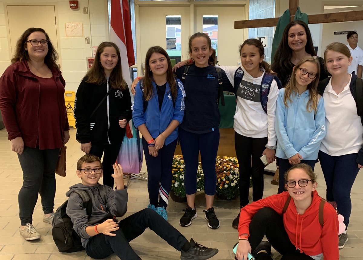 GuardiangelsWB's tweet photo. On our way to #WEDayToronto ! #makingdoinggooddoable #changemakers @ycdsb https://t.co/xUmmSCceG5