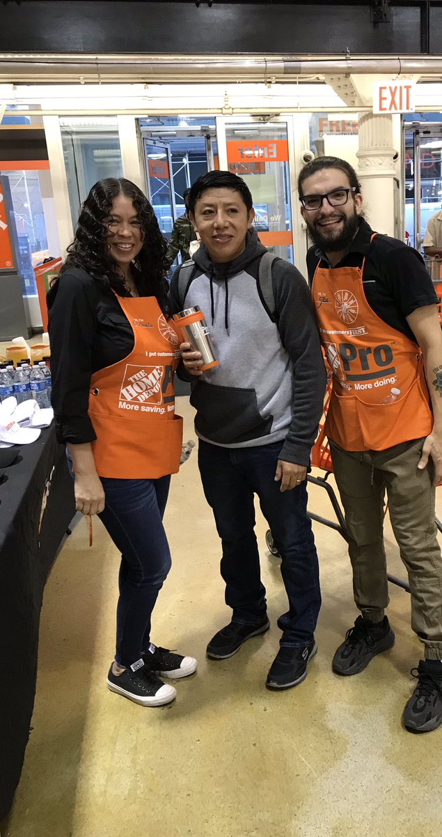 Giving back to our PRO’s we see everyday! Showing our gratitude with these AMAZING giveaways! All about maintaining our amazing relationship with our top customers! <a href="/RoneilaMC/">Roneila M.</a> <a href="/BWickkiser14/">Bob Wickkiser</a> <a href="/MRHD_COM/">Miguel Perez MR HD</a>