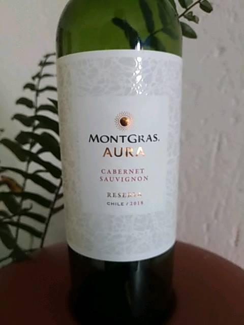 Veja só este vinho. Estou atribuindo 5 de 5 estrelas com o aplicativo @Vivino:https://t.co/7IzOX6As91 https://t.co/Z65BmP8vCF