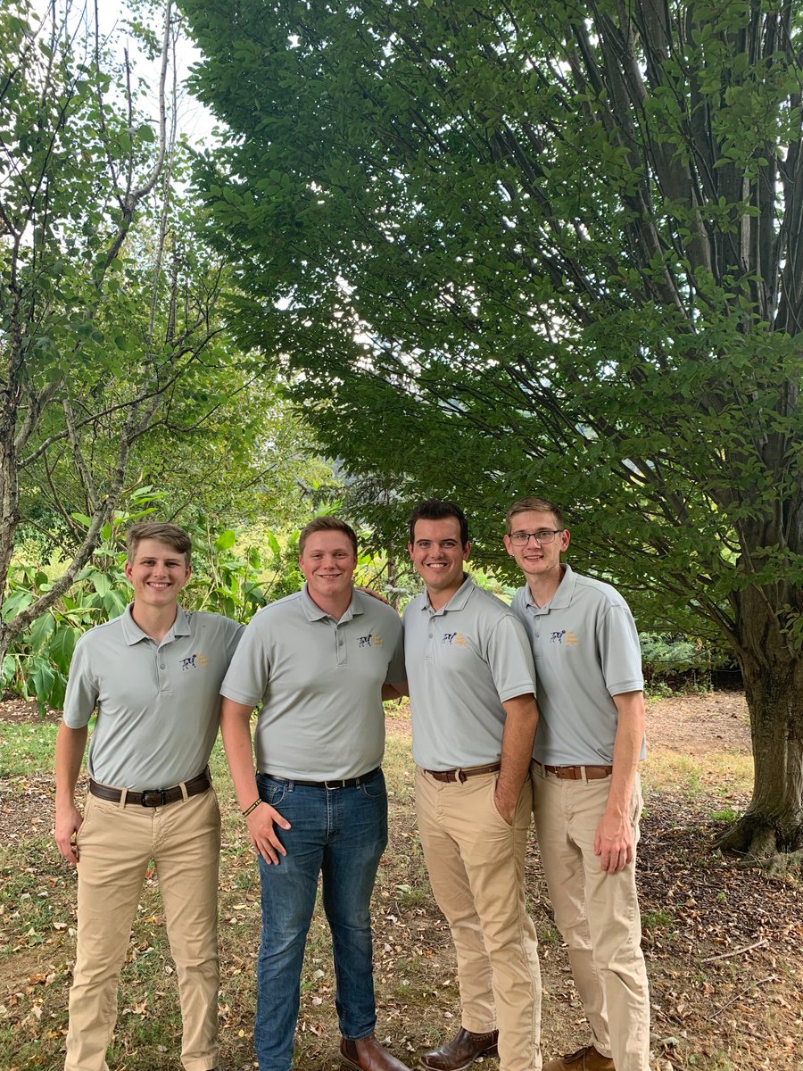 AndersonCEI's tweet image. Help support a @UTKnoxville student business! Vote for @CoonhoundCamp in the @USChamber Dream Big Awards. The student startup is a finalist for the Young Entrepreneur Achievement and Community Excellence awards. Voting is open through 9/20 11:59 pm at app.reviewr.com/s1/showcase//2…