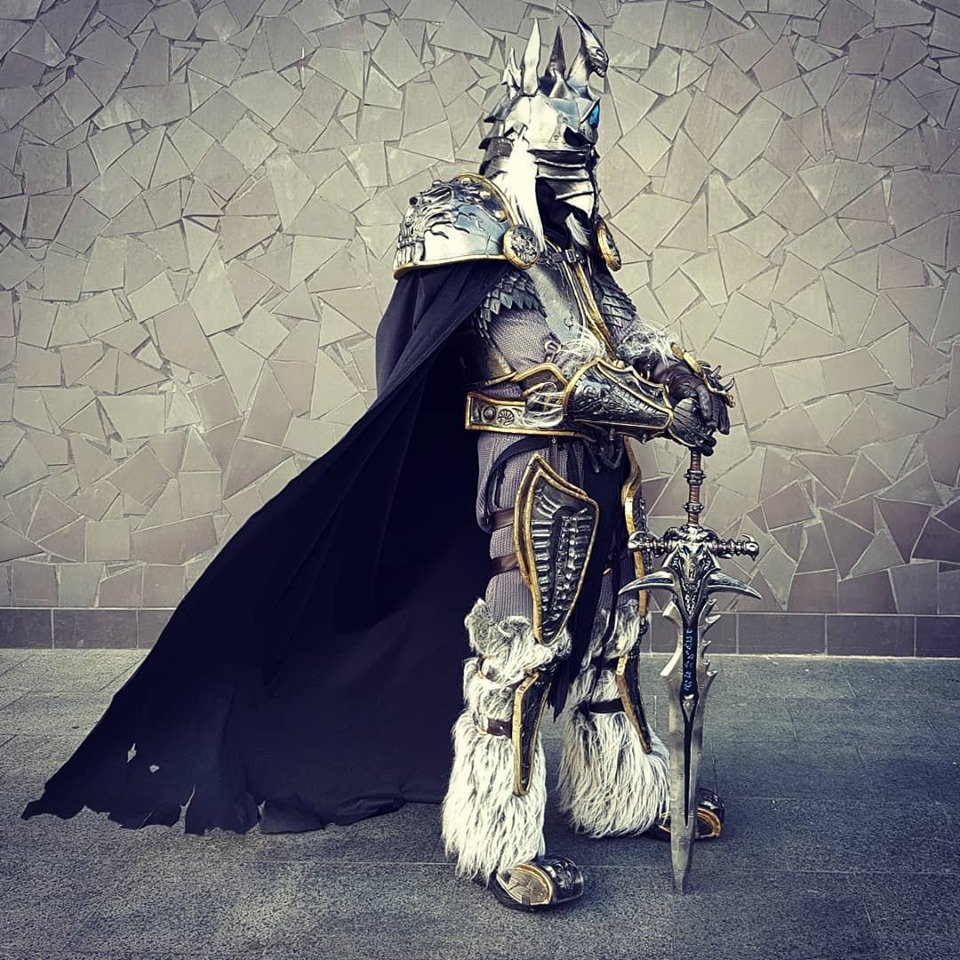 SaganiOfficiel's tweet photo. Avis aux amateurs de #Wow ! Un cosplay du Roi Liche ultra badass qui était présent à la @MangalaxyF ce week-end ! 🤩

Si vous voulez voir d'autres cosplay, retrouver son Facebook ici : Willfyr Cosplay 👍 https://t.co/wD6rdaHvVz