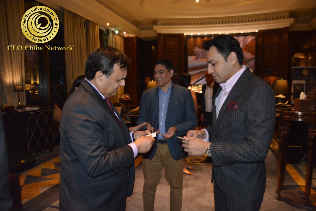 CEOClubsNetwork's tweet photo. Polo Bar, venue partner for their amazing hospitality. #businessclub #businessgroup #businessopportunity #ceoclubs #ceoclubsuae #ceoclubsmember #networking #topexecutives #UAE #innovation #membership #JoinUs #growth #achieved #cigar #cigarnight #STDupont #polobar #HabtoorPalace https://t.co/l2RGSm86e2