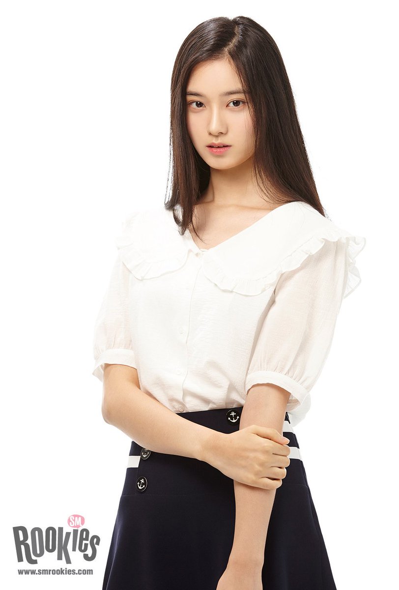 DearMyHina's tweet photo. #3yearsWithNingning
#3yesrsWithYiyang
내 마음은 
완전히 너한테 있다.
네가 머무르는 곳 
마다에 내 마음 또한 틀림없이 있다.

정채봉 / 
내 마음은 나에게 없을 때가 많다 https://t.co/Ffd5KQhqT4