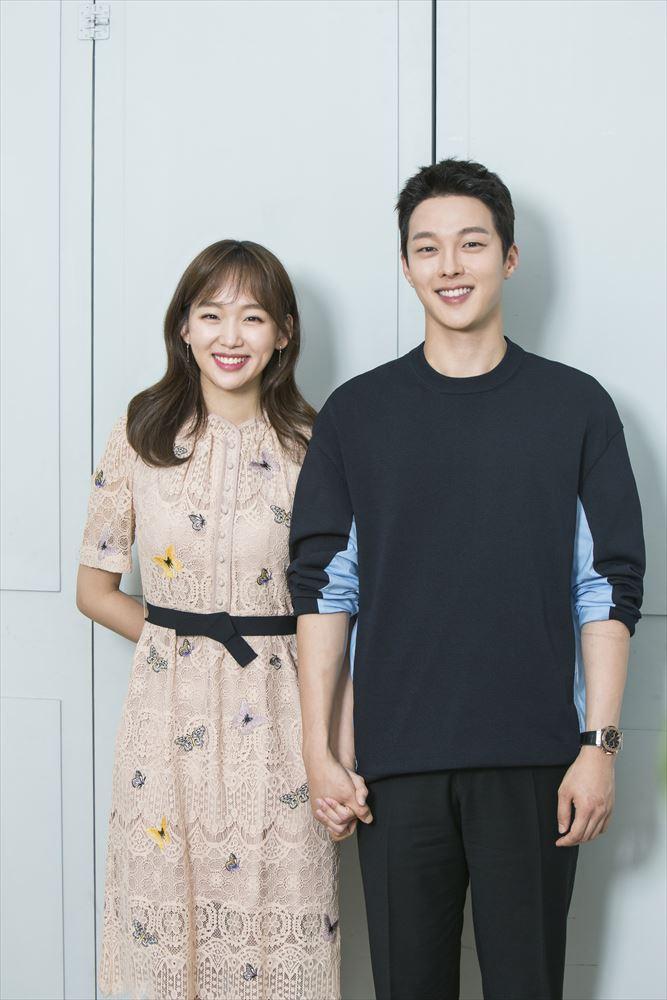 Yuliya Galkina yalangoch fotosurat Uyda jinsiy aloqa dostini taklif qildi