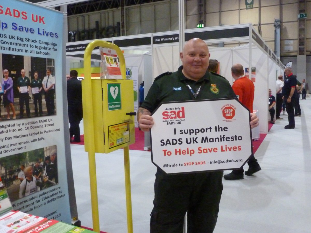 Dave Jones, Yorkshire Ambulance Service is Striding to STOP SADS, supporting SADS UK Manifesto. Find out about SADS UK STOP SADS Campaign at bit.ly/2kU0wUD
@Defib_Dave_YAS @YorksAmbulance #emergencyservicesshow @YASCFR