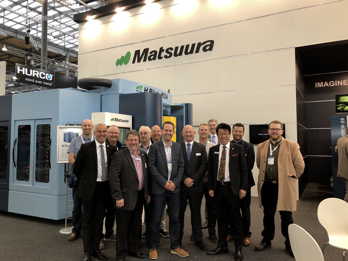 btmaUK's tweet photo. @EMO_HANNOVER Morning ☕️ @Matsuura_UK Thank you for Stand machine tour 👍👊 #MAM72 #MX850 #btmamember https://t.co/w6S3XSKMIh