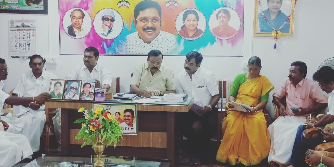 baluramachandra's tweet image. தர்மபுரி நகர வார்டுகளில் உள்ள பூத்துகளுக்கு ஒருவர் பரிந்துரைக்கும் குழுவின் ஆலோசனை கூட்டம்...

#BoothWork
#AMMK
@TTVDhinakaran