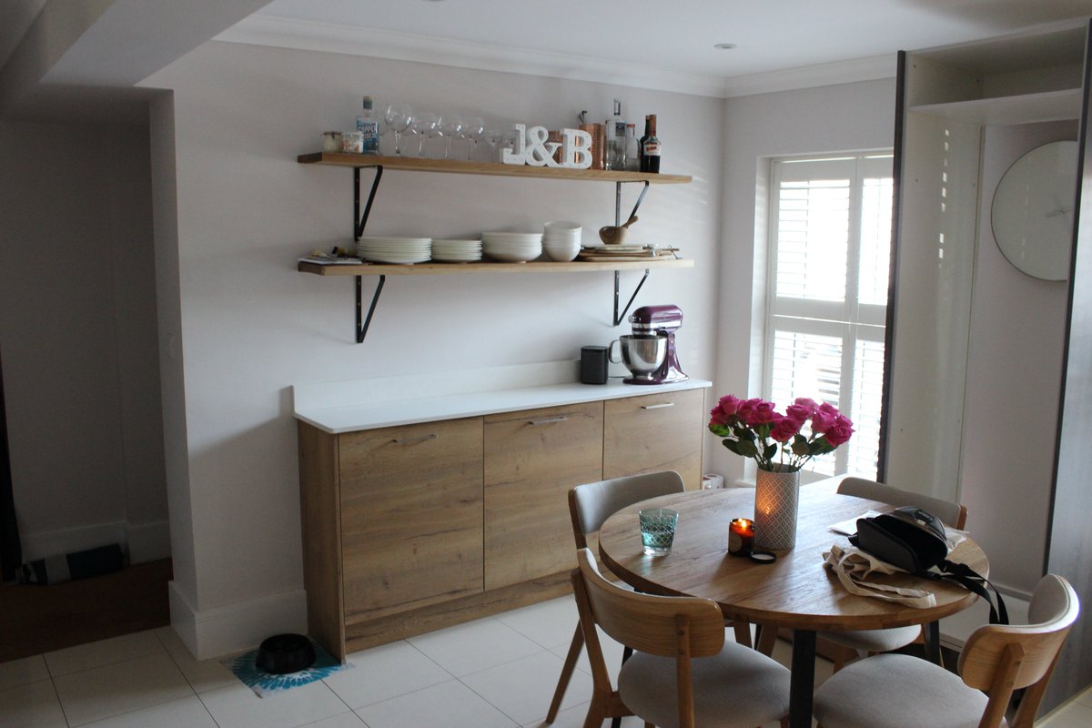 aloninteriors's tweet photo. The kitchen is the heart of the home, and we think the pooch agrees too 🐶💕

#kitchendesign #aloninteriors #woodenkitchen #homeimprovements #modern #appliances #kitchenfit #interiors #kent #maidstone #kent #ashford #london #dog #vintageoak #oakeffect #worktop #quartzworktop https://t.co/3D5Tn8YoOG