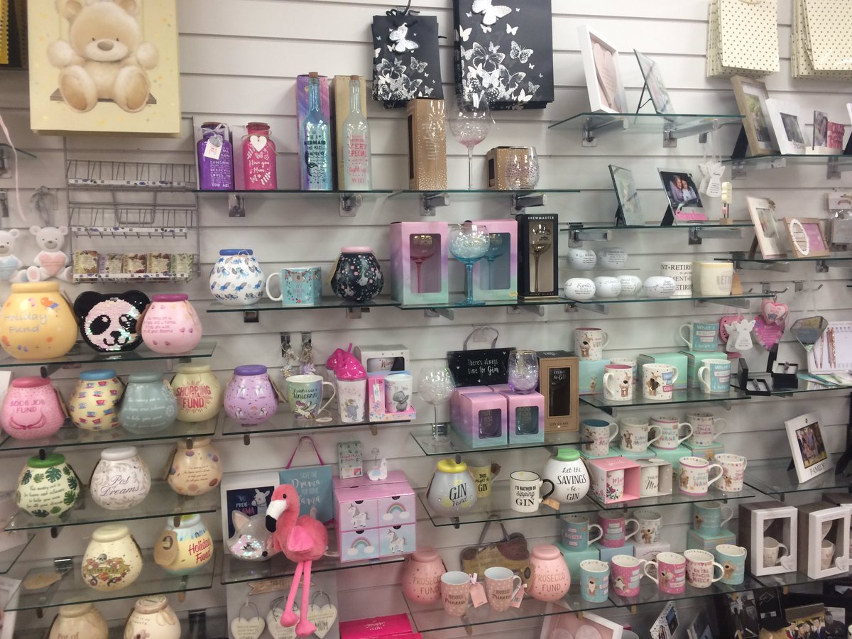 Lots of #Cardgains suppliers all in one gift section. Money pots and mugs from <a href="/XpressionsGifts/">Xpressions Gifts</a> , Starlight bottles from <a href="/BoxerGifts/">Boxer Gifts</a> and candles from <a href="/AroraDesignLtd/">Arora Design</a> @CyrilService <a href="/Prog_Greetings/">PGBuzz.net / Progressive Greetings</a> <a href="/greetingstoday/">Greetings Today Mag</a>