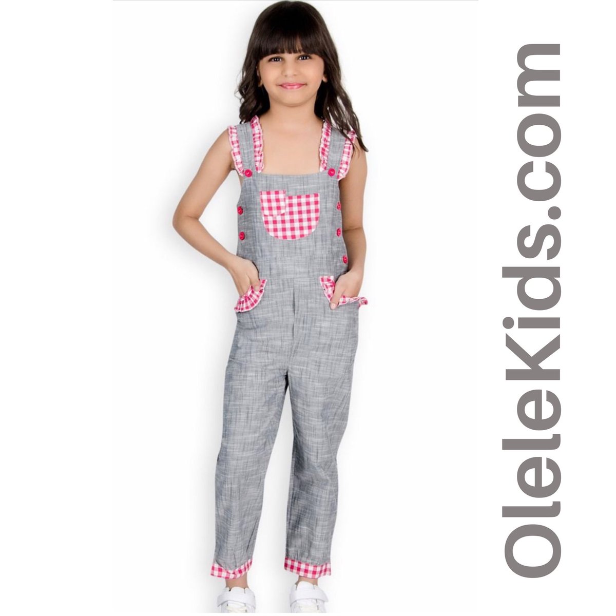 Olele Pink & Grey Girls Jumpsuit 

🛒 Buy Online : OleleKids.com
———————————————
#olelekids #olelejumpsuits #olelekidsclothing #kidsjumpsuit #girlsjumpsuit #kidsfashion #kidstyle #kidsoverall #kidswearmagazine #kidswearbrand #kidsclothes #kidsfashionblogger