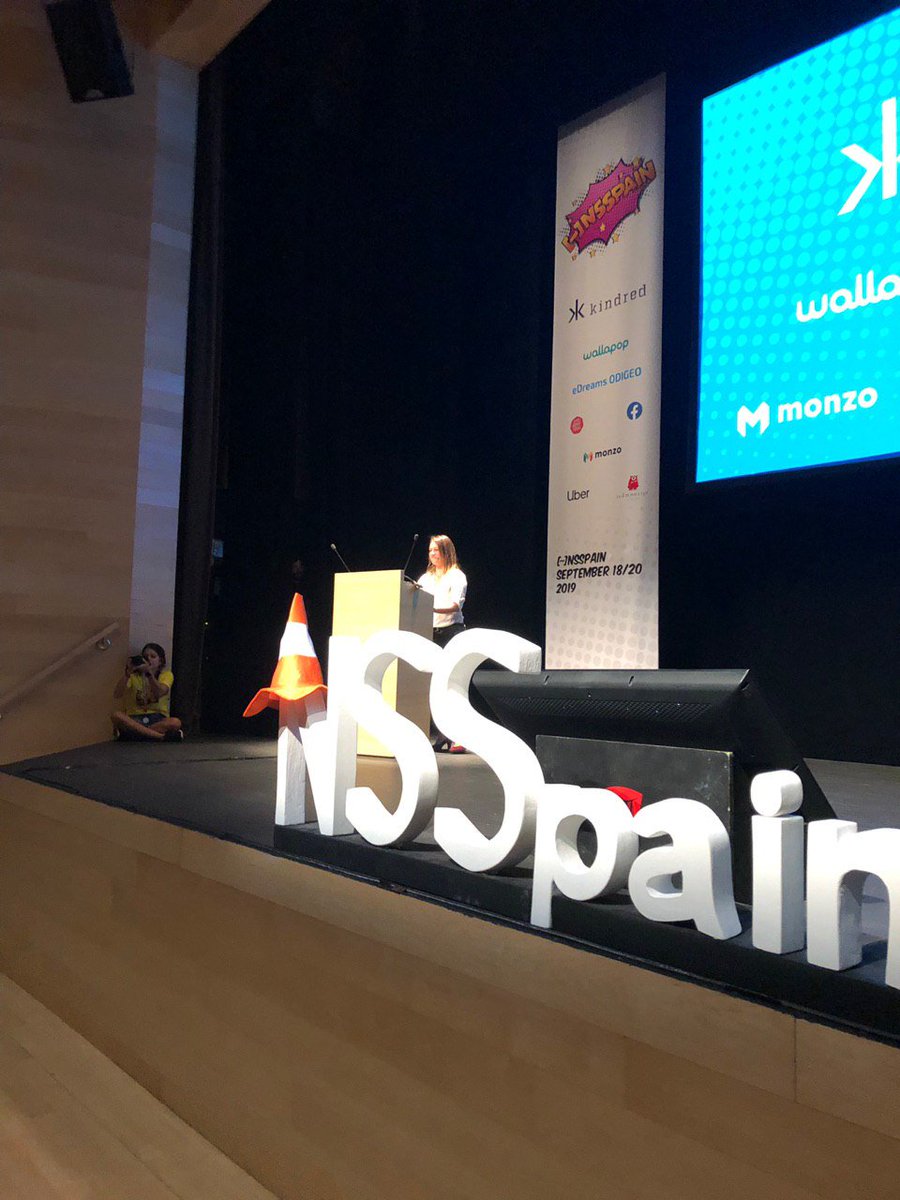 swiftland_dev's tweet photo. @_caro_n  tell us in #NSSpain about her 6 years experience on VLC for iOS. VLC is a free and open source cross-platform multimedia player and framework that plays most multimedia files and various streaming protocols. #swiftlang https://t.co/5LRmXzfyOt