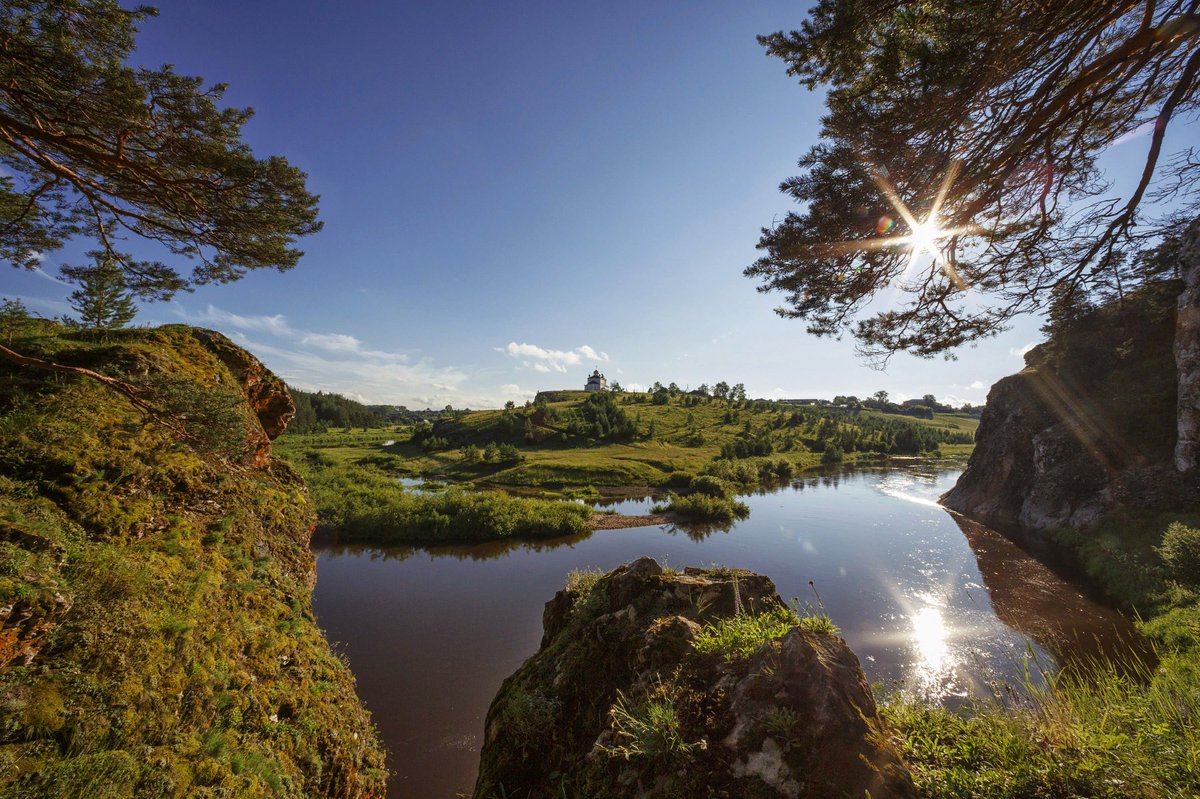 Ekatmid's tweet photo. If you're already missing summer 🌞🌼🌿🌳🐦: Rezh River in #SverdlovskRegion, @Russia #GoToUral
📷by NIkolay Shevchenko https://t.co/RjH3Rq72UL