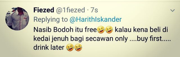 morasaki12's tweet photo. Ku sangka bijak bila dah tua, rupanya bangang sepanjang usia. @HarithIskander sebenarnya ia adalah #BuyMuslimProductFirst, ada ke orang Islam boikot produk bukan-Islam, betul juga bak kata netizen ni, BODOH tu free, nak buat macam mana 😂!? https://t.co/IzCsx52su7