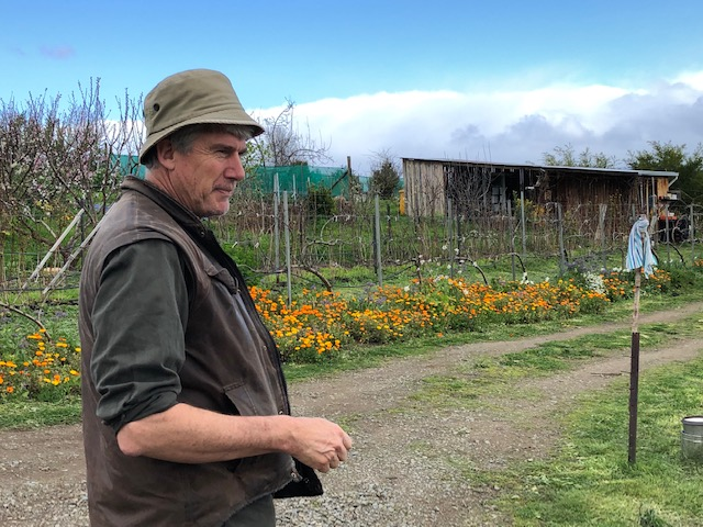 AusHCSriLanka's tweet photo. Learning from Matthew and Sadie at Fat Pig Farm in #Tasmania about the importance of knowing where your food comes from, sustainable food production and soil health. #yourambassadors #gourmetfarmer #freerange #fatpigfarm #sbsfood #discovertasmania 🇦🇺 https://t.co/azpi5rwBMI