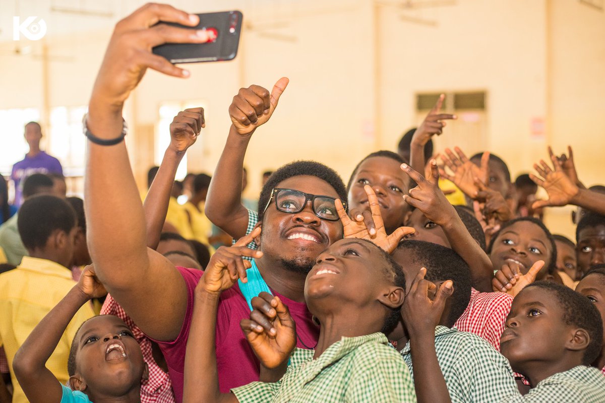 scribes_global's tweet photo. When we're not doing poetry, we're doing something else God loves, loving others.
#ProjectHEAL with the State School for the deaf.
Come witness as they perform with us on stage.
#ScriptsOnScrolls19 https://t.co/b42Y2o05X2
