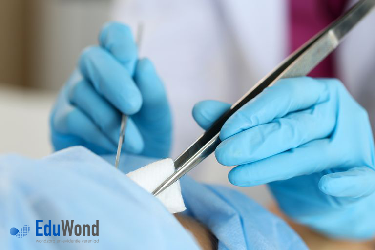 Wonddebridement? Oefen je skills tijdens de volgende workshop!

Programma: bit.ly/2kHQCFR
Praktische informatie: bit.ly/2moodoE
Inschrijven: bit.ly/2kQ9gLB