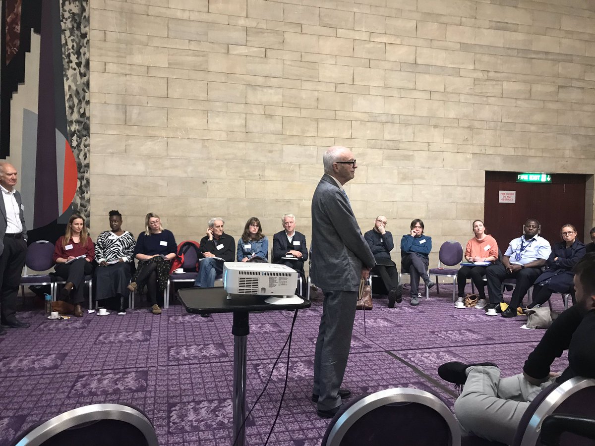 HeatherCorlett1's tweet photo. Sir Al Aynsley- Green as our expert advisor stimutes discussion and innovations to progress local work connecting Newcastle University air pollution research to the asthma prevelance and the Times’ initiative on air pollution with political interest @NorthNetworks @DrMikeMckean https://t.co/8AWIPvM1RZ