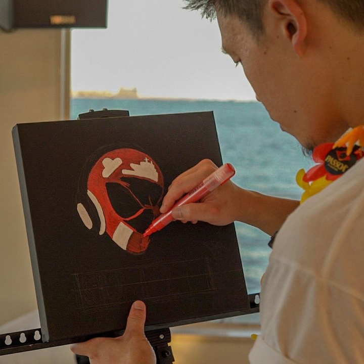 flipprods's tweet photo. Our throwback Thursday pic of the day. We are loving the talent here😍⁠
⁠
⁠#summer #trip #cruise #event #japan #tokyo #party #goodtimes #summertrip #summer ⁠#sun #artist #painting #fire #sea #memories #colors #legit  ⁠#flipproduction⁠ ⁠ https://t.co/Fmi0ipUNvp