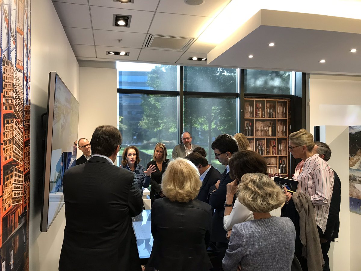 socialsheila's tweet image. Board of Directors IBM France impressed by our newly revamped Global Industry Solution Center in Paris. Delighted to present to them along with my colleagues @LionelMommeja @FCommagnac @AAairom @CTRUNTSCHKA  #GISC #industrysolutions #ImmersiveExperience