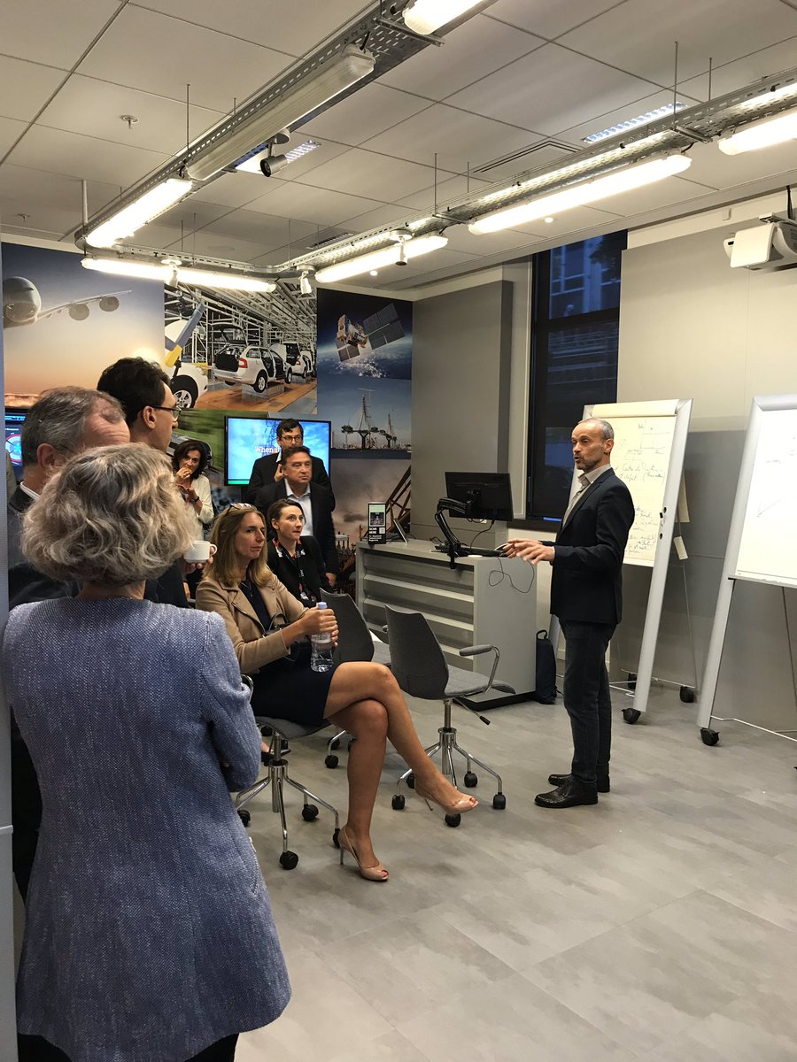 socialsheila's tweet image. Board of Directors IBM France impressed by our newly revamped Global Industry Solution Center in Paris. Delighted to present to them along with my colleagues @LionelMommeja @FCommagnac @AAairom @CTRUNTSCHKA  #GISC #industrysolutions #ImmersiveExperience