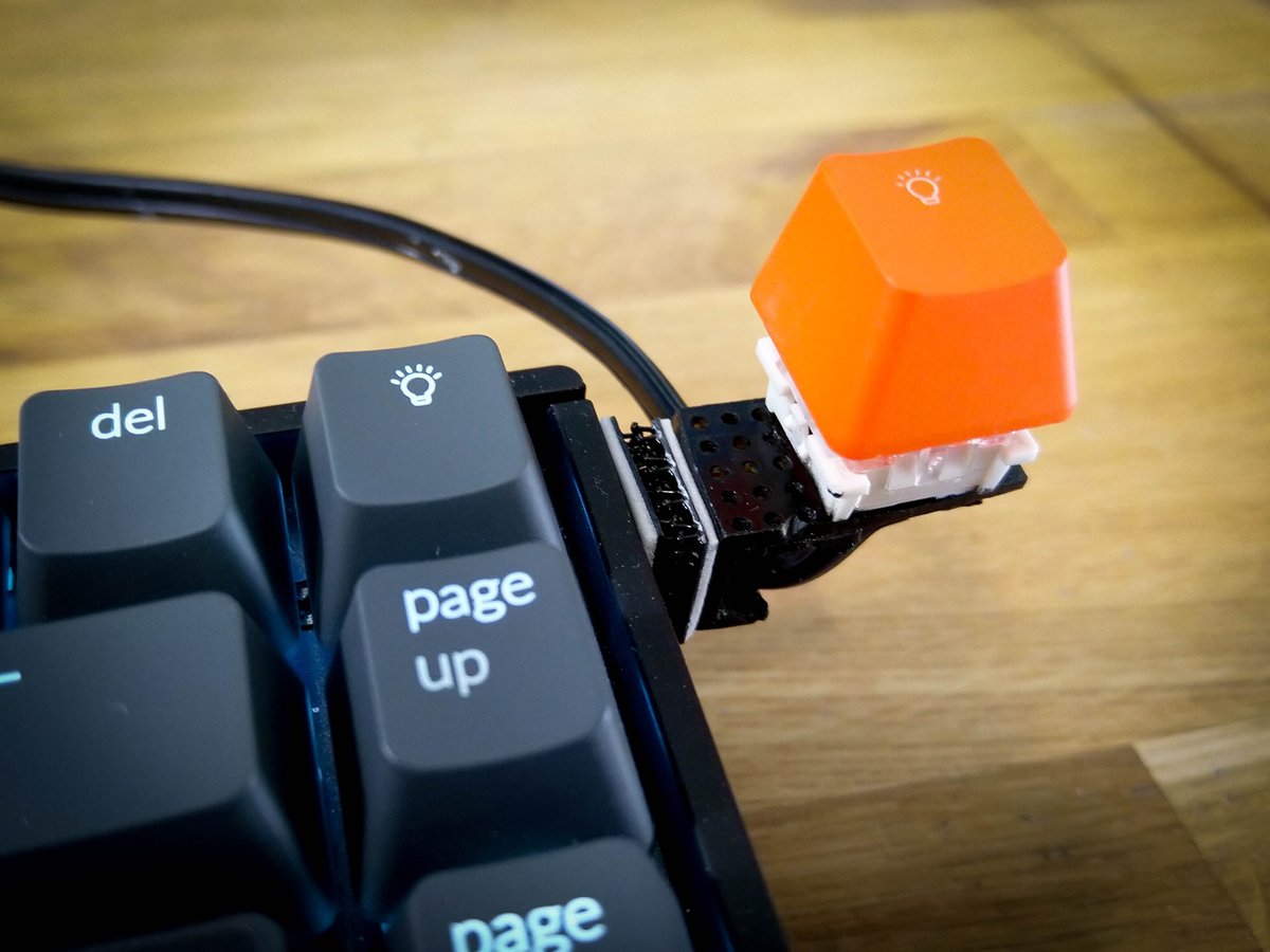 theolivenbaum's tweet image. When life gives you no #ScrollLock key...