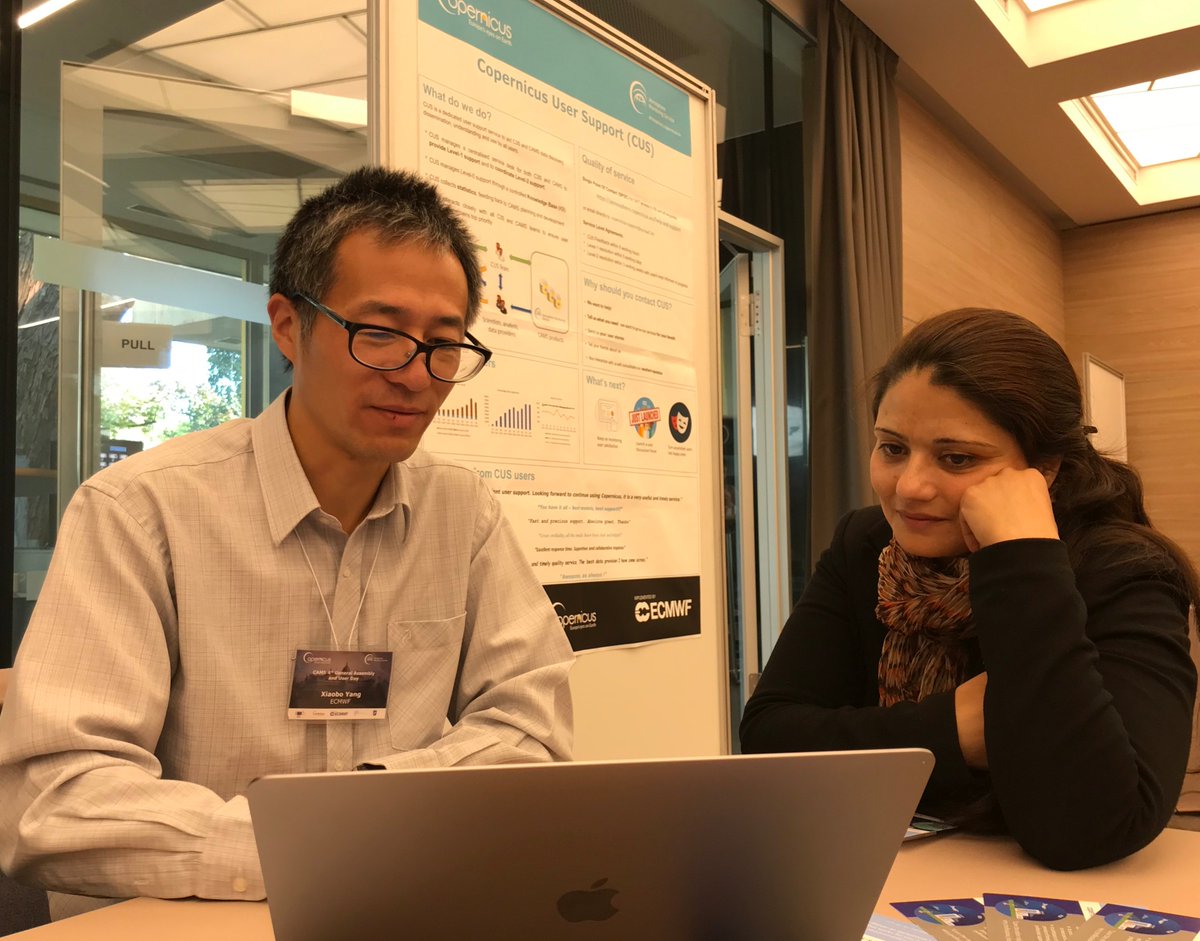 CopernicusECMWF's tweet photo. The #CopernicusAtmosphere Monitoring Service's amazing User Support team is sharing how they can help users - and making happy customers, as always 💁

Delve into our support portal ➡️ https://t.co/V3zs2N1rh0 https://t.co/eSmJHn04qb