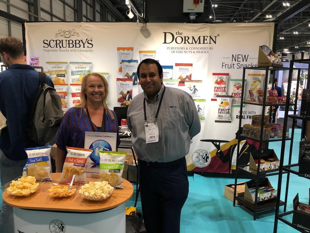 KLBDkosher's tweet photo. #KLBD certified @scrubbyscrisps  and @TheDormen at stand A12 @lunchexhibition #nuts #crisps #Kosher #snacks https://t.co/TCrkd3S0Fu
