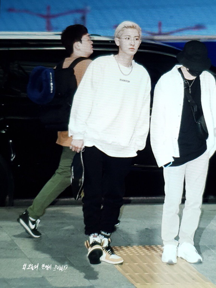Glorious1127's tweet photo. 190919 ICN✈️

우리왕자...왕큰데 왕쟈구미야 ㅠㅠㅠ

⁠#찬열 #CHANYEOL⁠ #朴灿烈 #チャニョル #박찬열 ⁠#EXO_SC #EXO⁠ #WhataLife⁠ ⁠@weareoneEXO https://t.co/id9kApql7Q