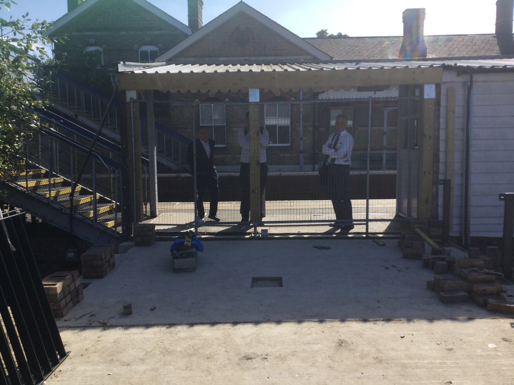 Nearly there for the first ever access direct onto platform 1 at Bat &amp; Ball Station <a href="/FriendsBatBall/">Friends of Bat&Ball</a> <a href="/Se_Railway/">Southeastern</a>