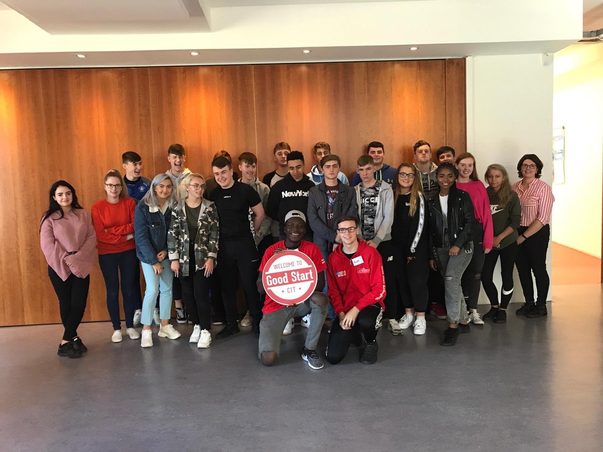 lisamoran_'s tweet photo. Many thanks to @SineadHuskisson @CIT_Business for inviting #GoodStart2019 to run Get Connected icebreakers for her first year class groups! Thanks to @ArtsOfficeCIT for use of the James Barry Exhibition Centre #Bombard #AnSEO Well done #goodstartambassadors ๐๐ https://t.co/c3OqH0lnzO