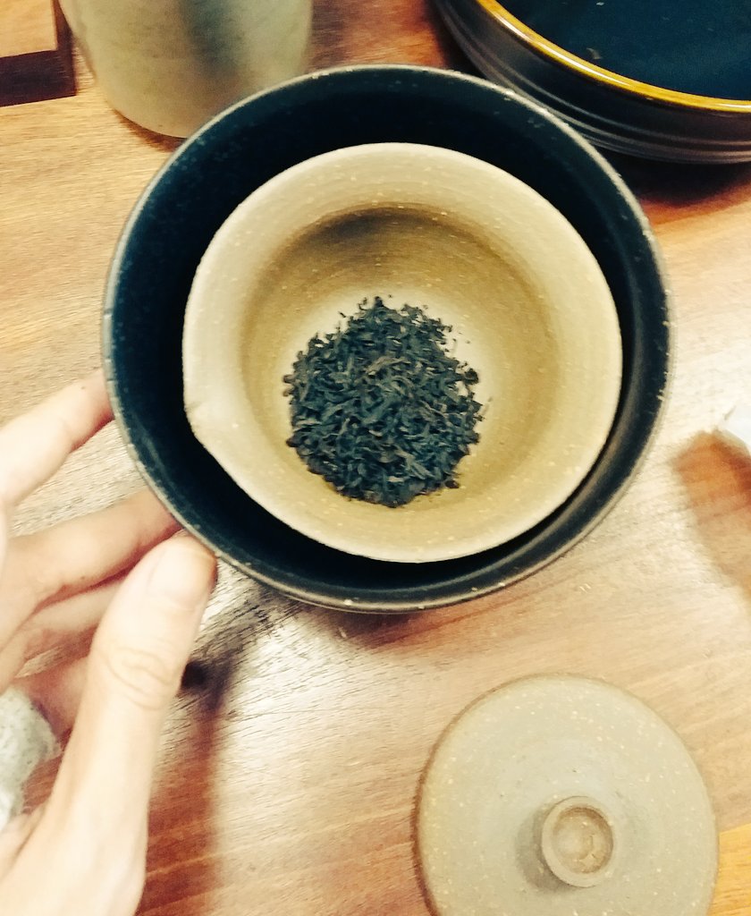 开壶, like a baby shower, we nurture the new teapot, so when we brew tea, it won't absorb the flavour of the tea. It might takes more than 100 times of brewing until the teapot no longer absorb the flavour of the tea too much  #TeaTimeWithKC