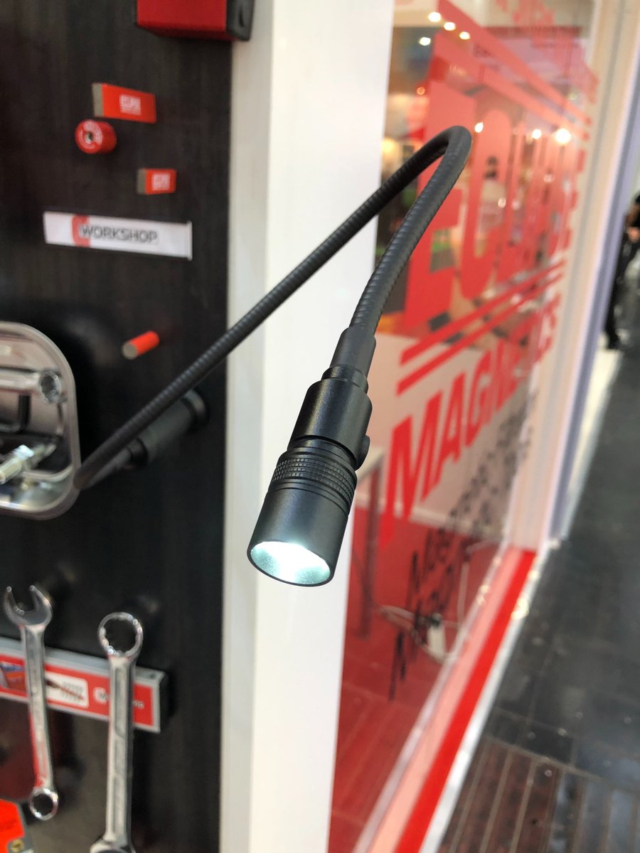 EclipseMagnetic's tweet photo. Come and take a look at our brand new range of magnetic workshop tools in Hall 7, stand A59 at EMO! @EMO_HANNOVER 

#EMO2019 #workshoptools #magnetictools #pickuptools https://t.co/6FgqYexFwR