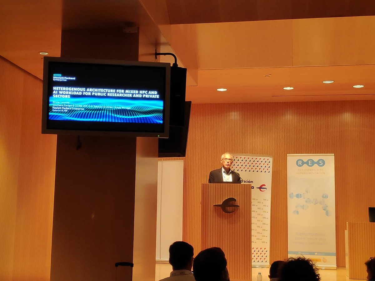 RES_HPC's tweet photo. Bruno Leconte from @HPE_HPC talking about heterogenous architecture for mixed HPC and AI workload with Jean Zay #RESusers19 #Zaragoza #ICTSNews https://t.co/GxUzQktjvt