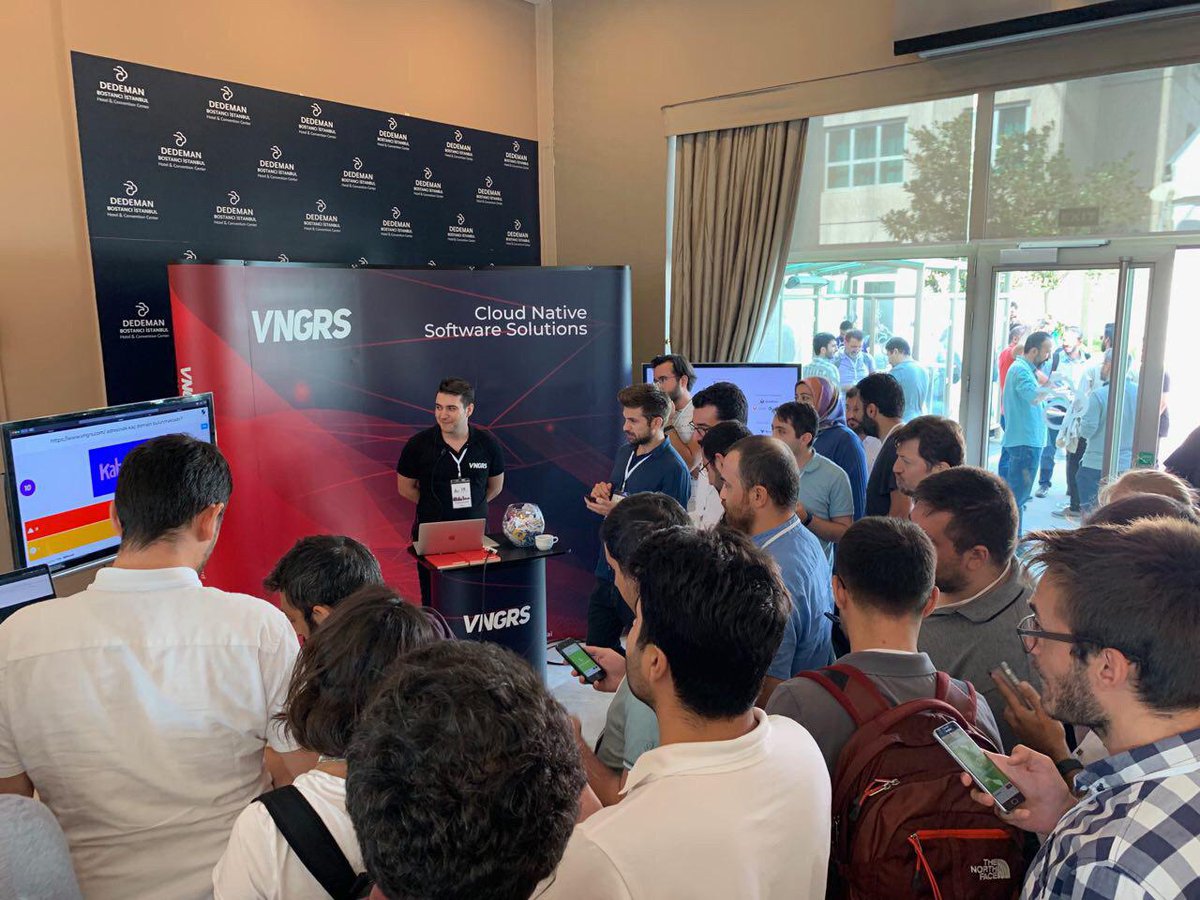 VNGRS's tweet image. Katılımın yoğun olduğu Quiz etkinliğimizden kareler 😀👍 #devopsdaysistanbul Yarışmacılarımıza çok teşekkür ediyoruz.